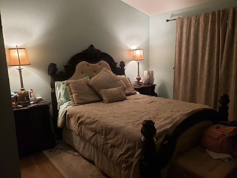 4333 E Avenue Q14 — Photo 2
