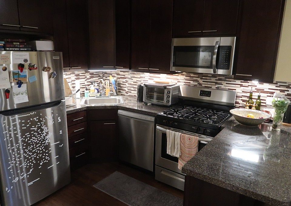 1st image of 1425 N Bosworth Ave APT 1F
