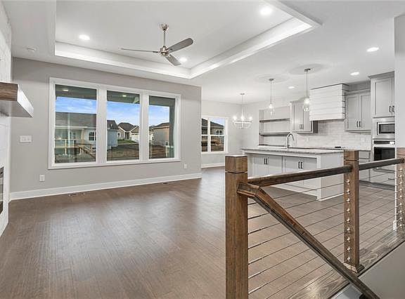 2nd image of 1809 Alpine Dr