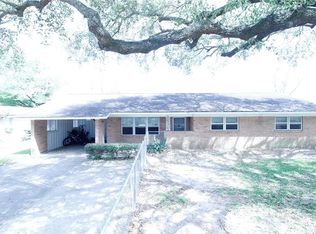 611 Frankie Ave, Wharton, TX 77488