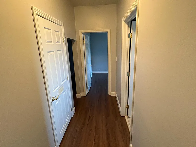 1300 Kings Hwy #1 — Photo 7