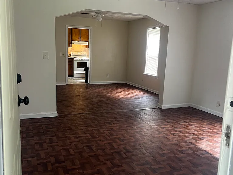 106 Wilburn St — Photo 5