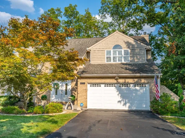8222 Rivers Edge Cir, Maineville, OH 45039