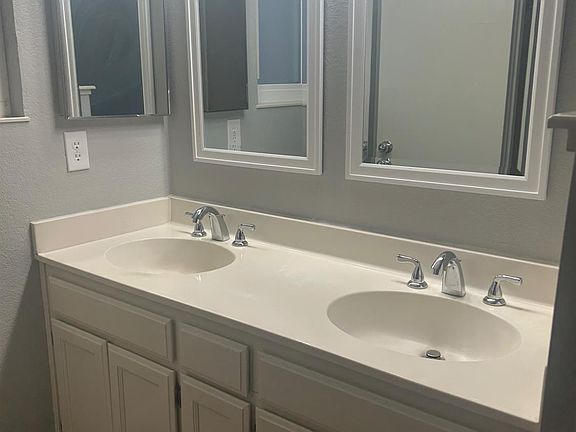 5th image of 7536 Mercedes Way