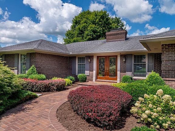 2nd image of 105 Cherrywood Dr