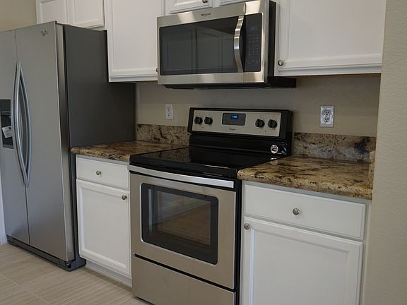 3rd image of 741 E Jasper Dr