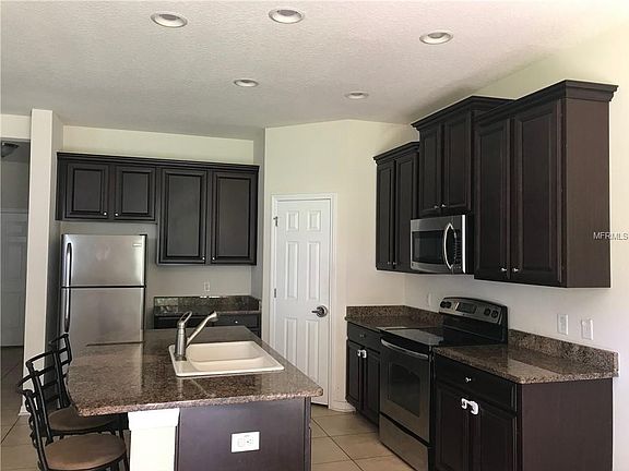 4th image of 20309 Autumn Fern Ave