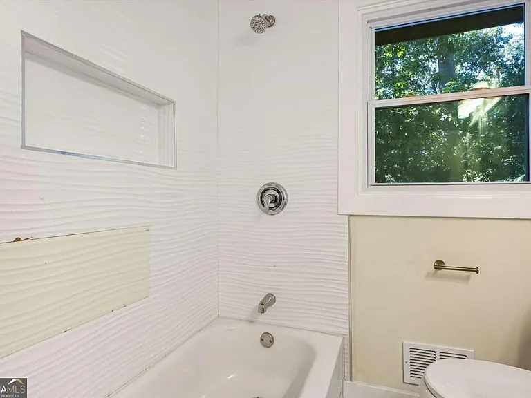 2905 Gresham Rd SE — Photo 25