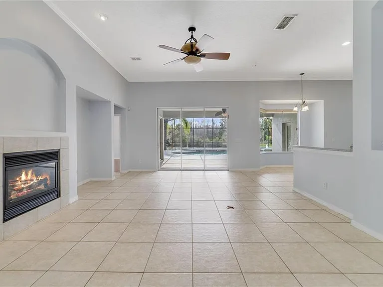 1434 Anna Catherine Dr — Photo 3