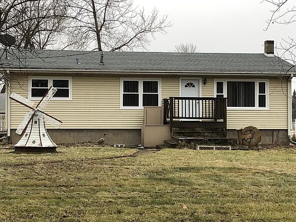 2nd image of 3259 203rd St