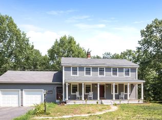 47 Middle Rd, Kennebunk, ME 04043