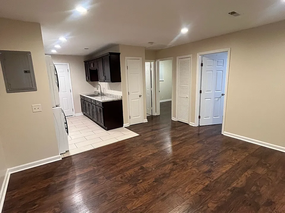 124 Fairfield Ave