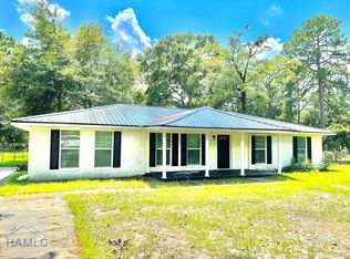 621 Lee Rd, Hinesville, GA 31313