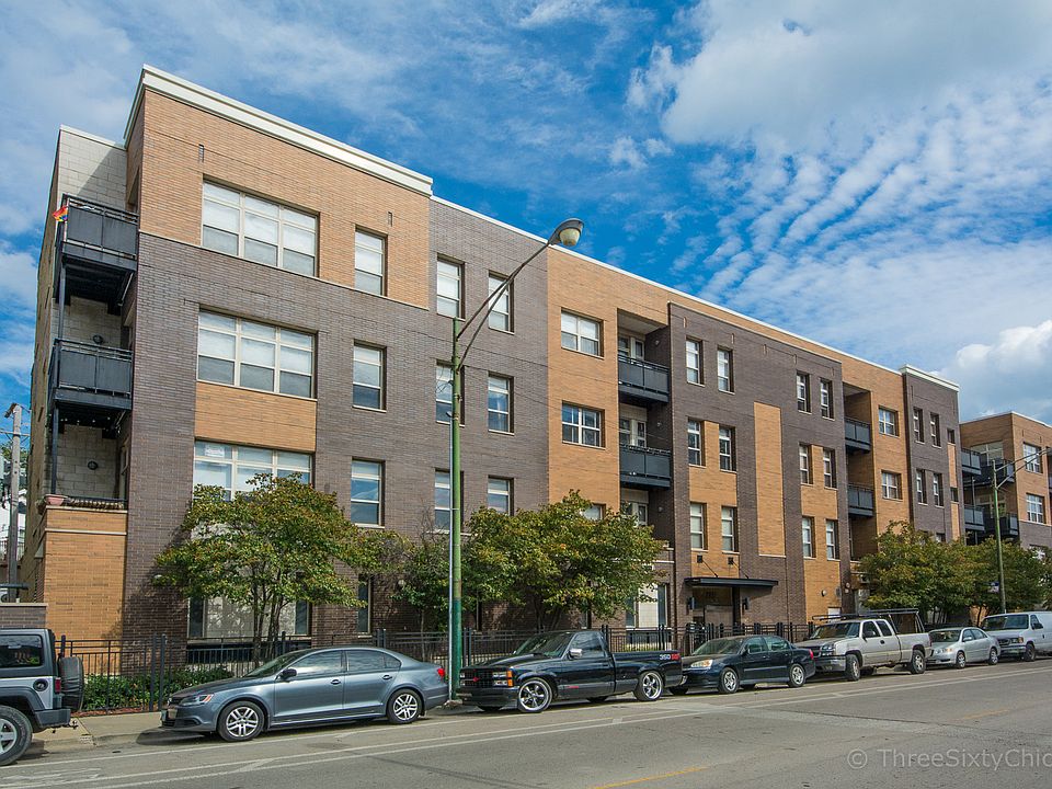 1st image of 2951 N Clybourn Ave Unit 201
