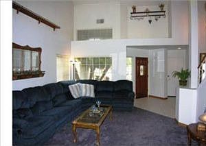 5th image of 517 Hayes Cir
