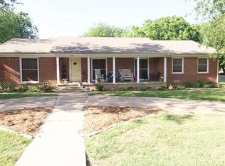 522 W 3rd St, Justin, TX 76247