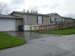 1228 Dar Ed Dr, Somerset, PA