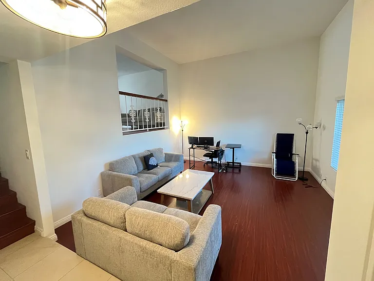 315 S Chandler Ave #B — Photo 6