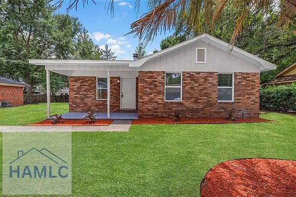 1st image of 207 Garden Cir
