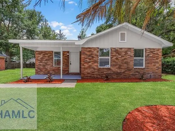 207 Garden Cir, Hinesville, GA 31313