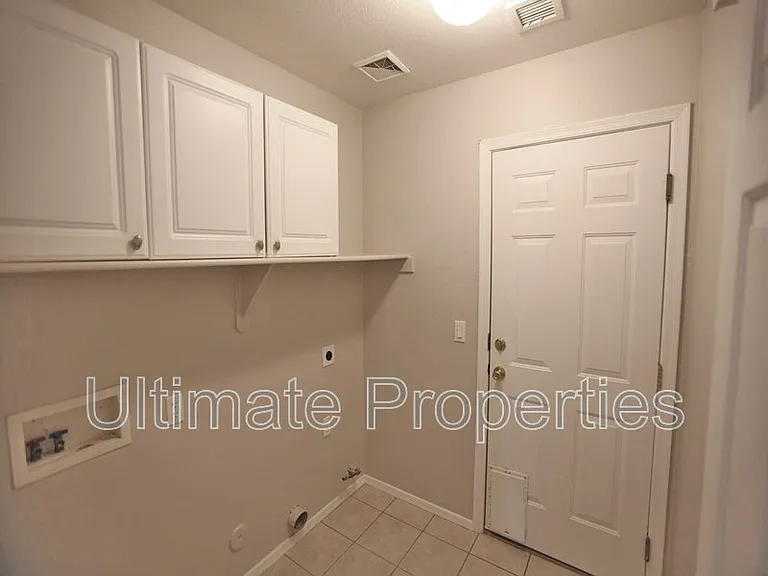7725 W Foothill Dr — Photo 10