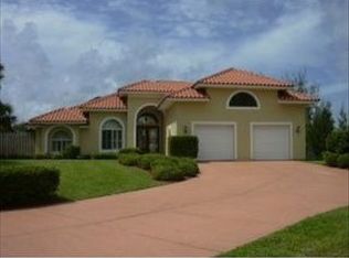 470 Nikomas Way, Melbourne Beach, FL 32951