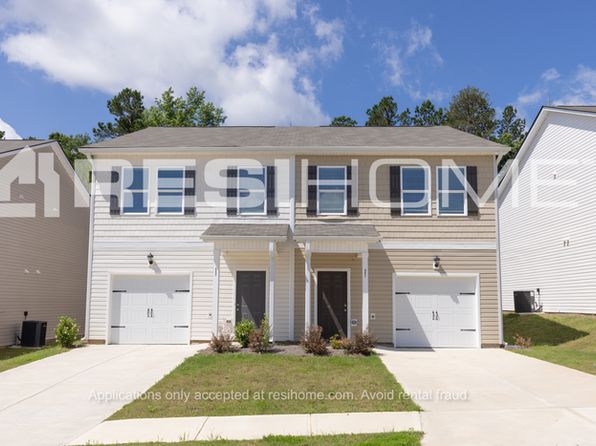 467 Oakwood Dr