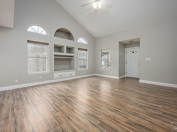 4th image of 3109 Station Ct