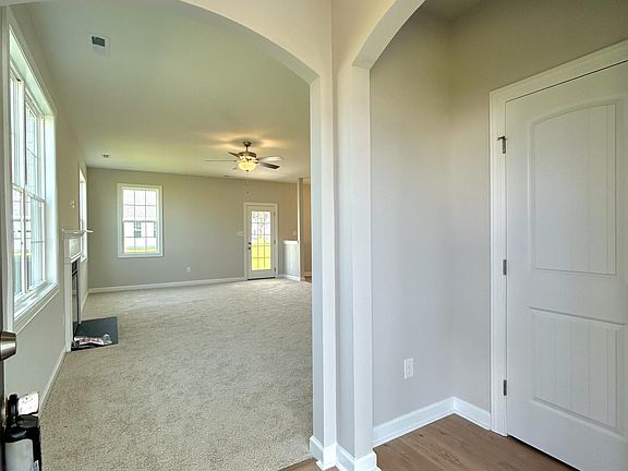 5th image of 1229 Inner Banks Lane