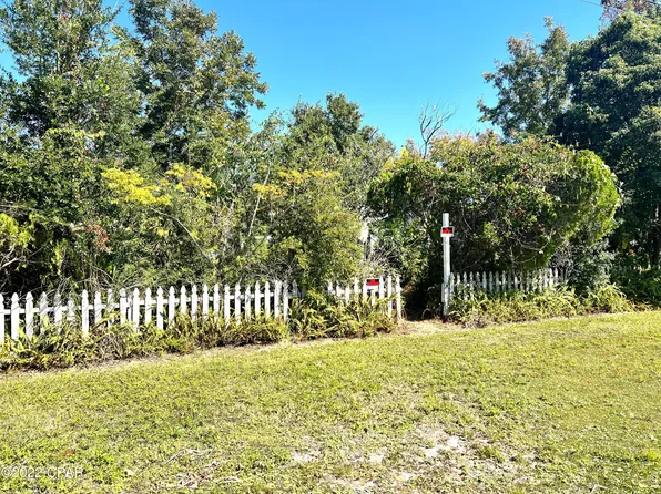 3904 W 26th St, Panama City, FL 32405