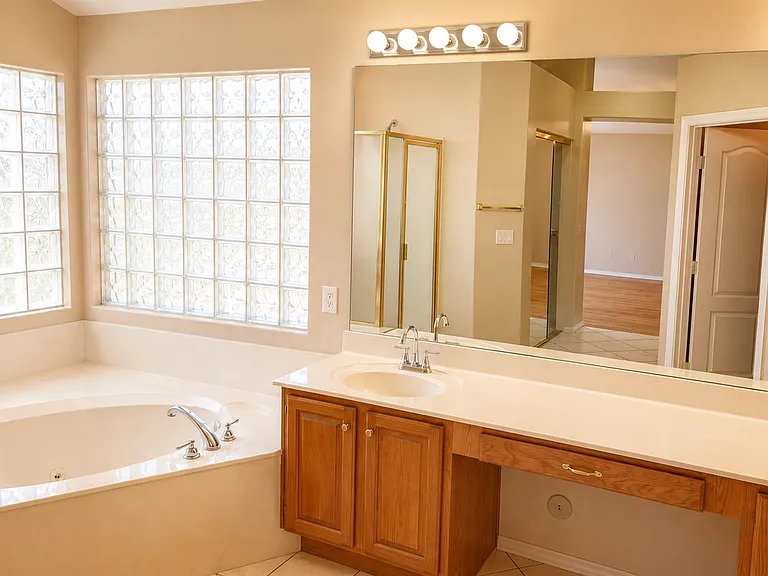 1729 W Canary Way — Photo 13