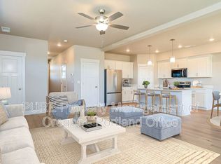 782 NE Trillium Dr, Estacada, OR 97023