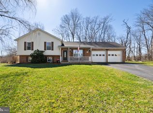 137 Briar Run Dr, Ranson, WV 25438
