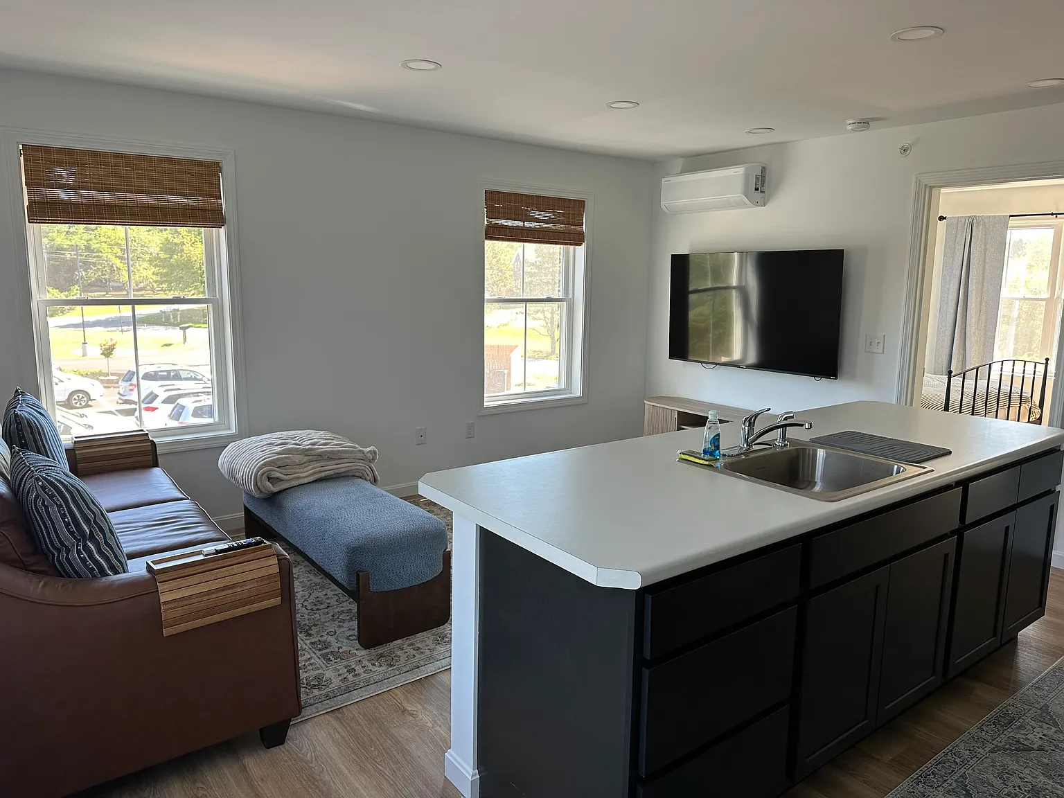 1 bed, 632 sqft, $2,500 — Photo 3
