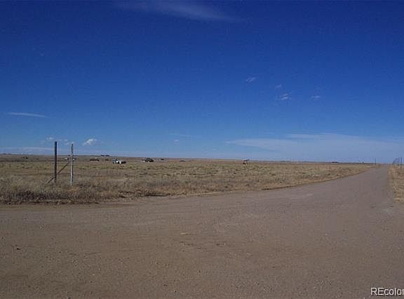 5th image of 44015 Wolf Creek Dr