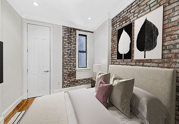 2nd image of 443 E 78th St #2F