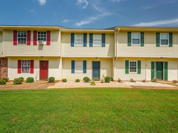 807 Gusmus Ave, Muscle Shoals, AL 35661