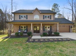 1416 20th Avenue Pl NE, Hickory, NC 28601
