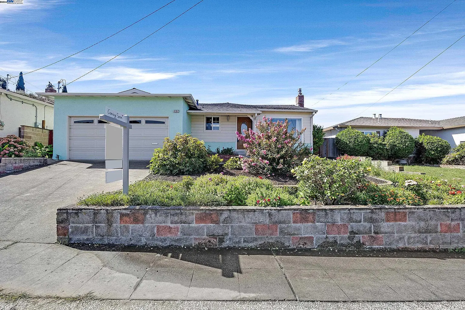 4167 Veronica Ave photo 1