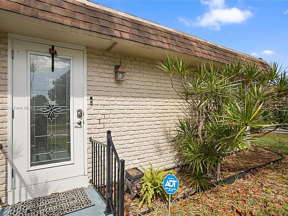 4th image of 6301 Brookwood Blvd