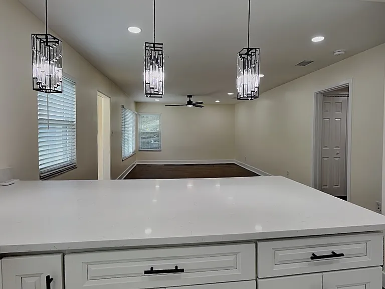 270 W Pineloch Ave #A — Photo 9