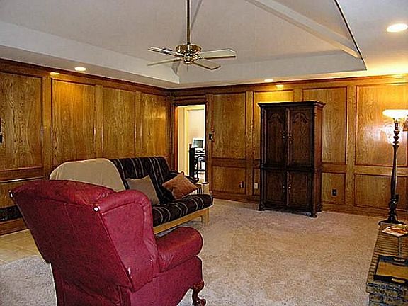 5th image of 2628 Rollingshire Dr