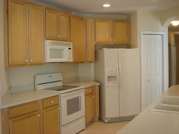 4th image of 6850 Sterling Greens Dr #35101