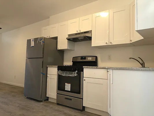 Rented by Level Group | media 8