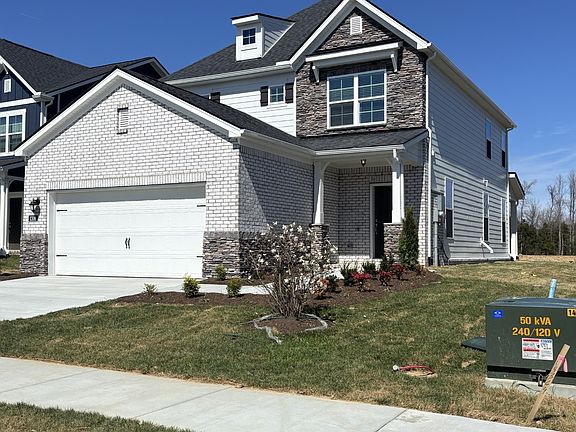 2nd image of 1316 Harmony Hill Ln