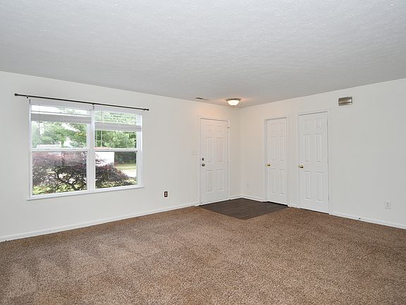 4th image of 1911 Monticello Dr