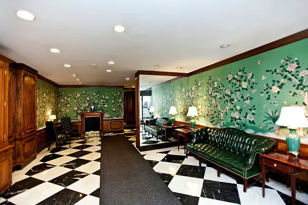Sold by Focus Real Estate Group | media 7