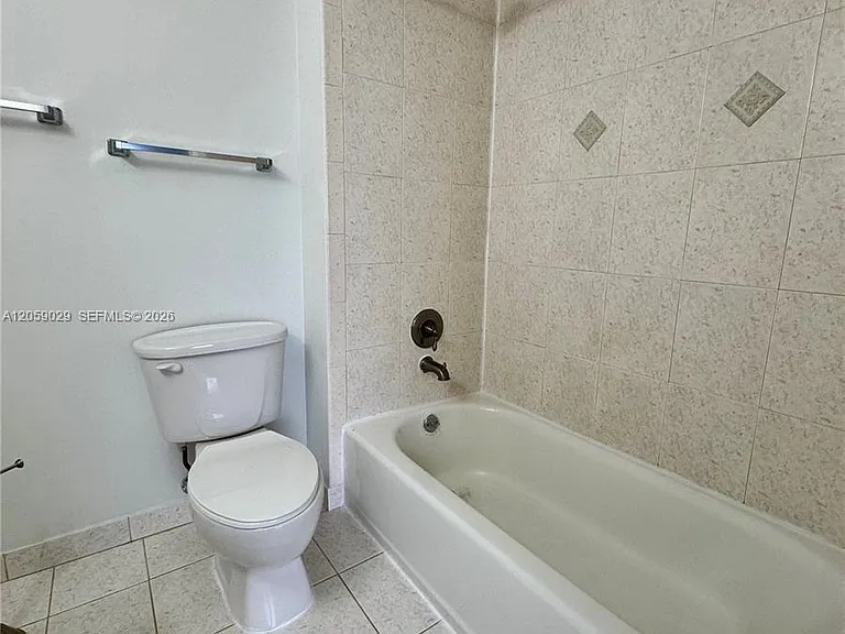 16743 Hemingway Dr — Photo 11