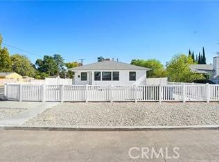 7454 Gaviota Ave, Van Nuys, CA 91406