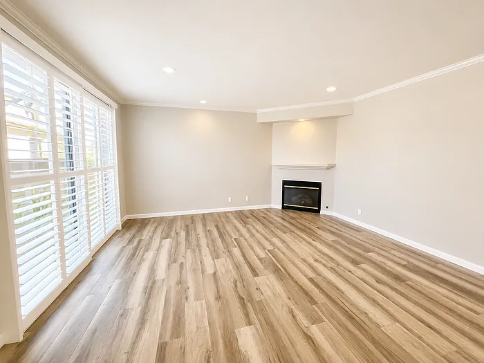 1045 Beryl St — Photo 7
